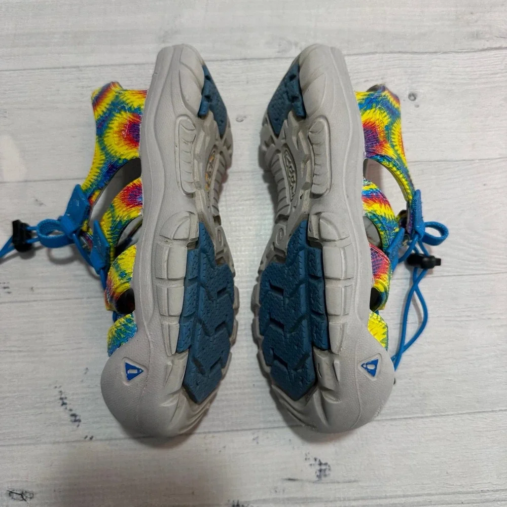 KEEN CNX Seacamp Gray Rainbow Tie-Dye Sport Sandals Washable child size 1